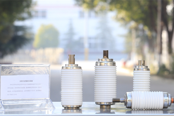 真空開(kāi)關(guān)管接觸點(diǎn)一般采用什么材質(zhì)？